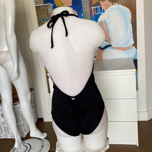 Pink Victoria’s Secret swimsuit - Picture 4 of 9